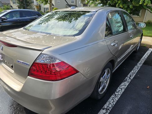Used 2006 Honda Accord Hybrid Sedan image 14