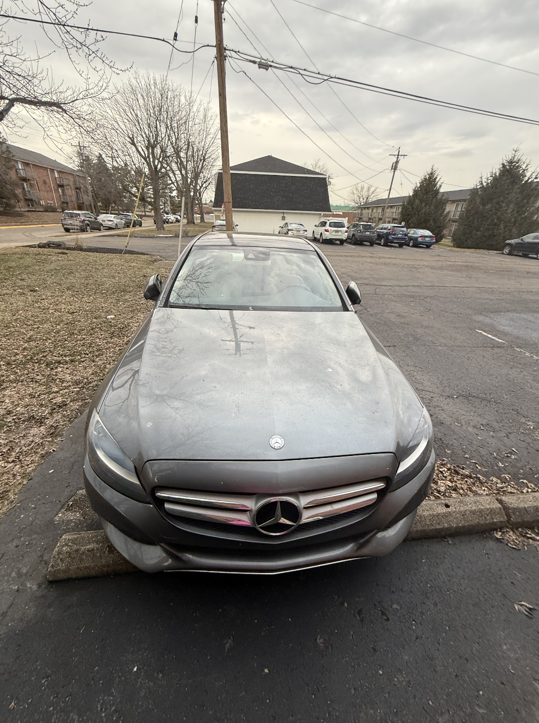 Used 2017 Mercedes-Benz C 300 4MATIC Sedan image 4