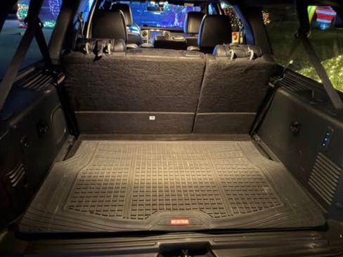 Used 2017 Ford Expedition EL Limited image 11