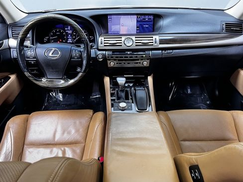 Used 2013 Lexus LS 460 image 11