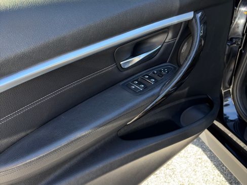 Used 2016 BMW 340i Sedan image 18
