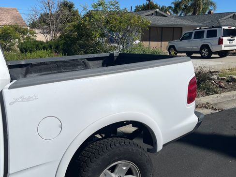 Used 2002 Ford F150 4x4 SuperCrew image 5