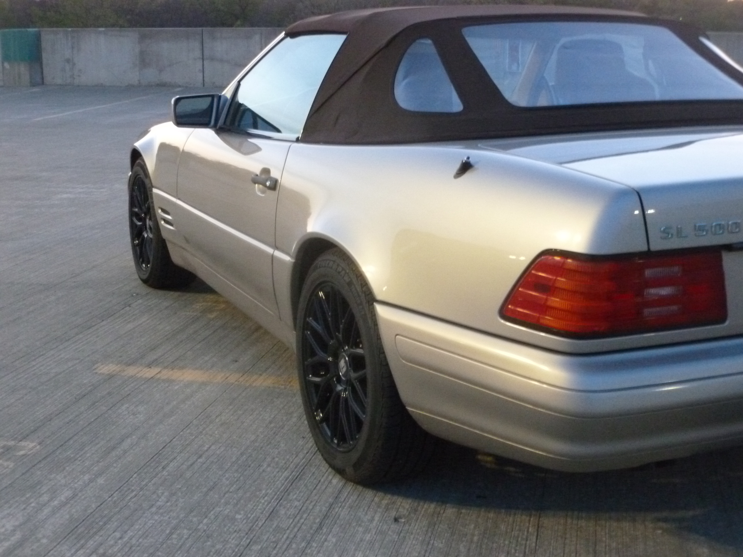 Used 1998 Mercedes-Benz SL 500 image 4