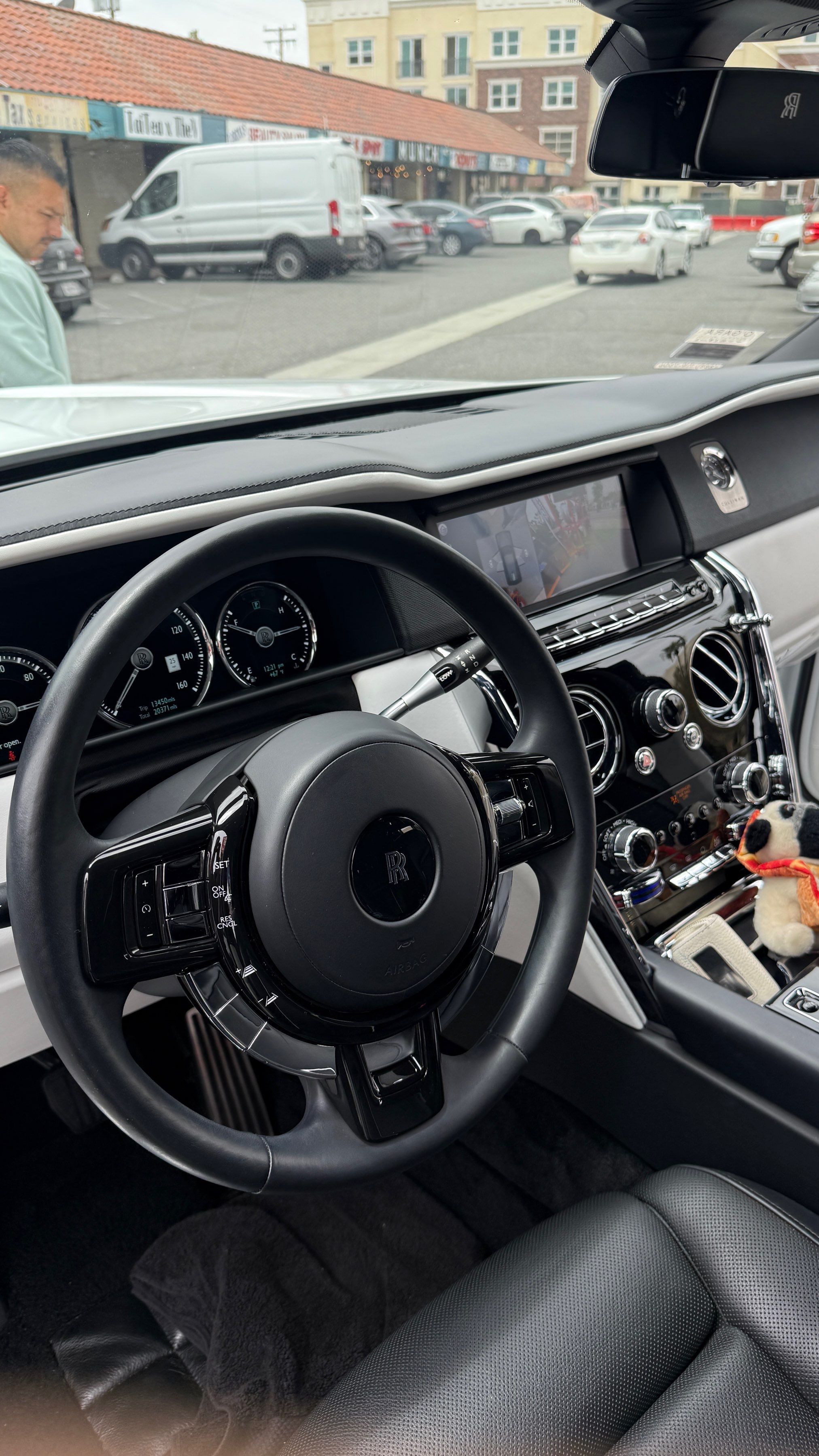 Used 2021 Rolls-Royce Cullinan AWD/4WD image 11