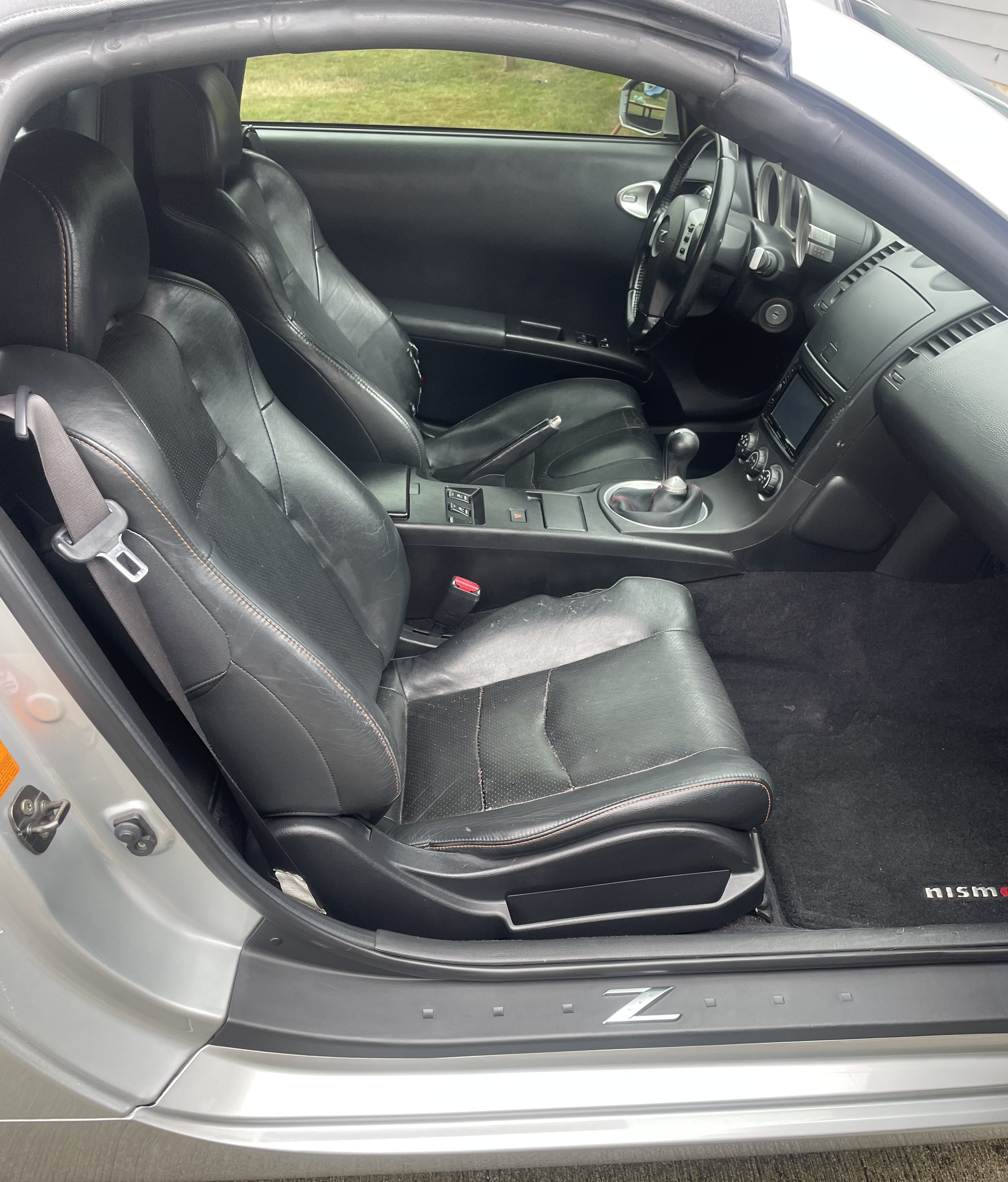 Used 2005 Nissan 350Z Touring RWD image 13