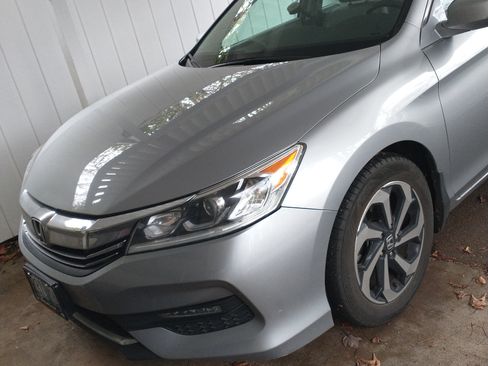 Used 2017 Honda Accord EX-L image 8