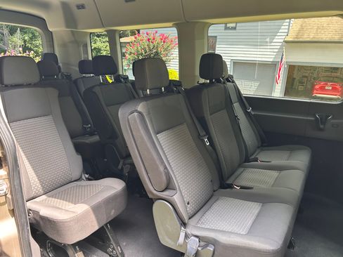 Used 2020 Ford Transit 350 XLT RWD image 11