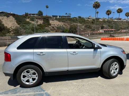 Used 2014 Ford Edge SEL w/ Equipment Group 204A FWD image 4