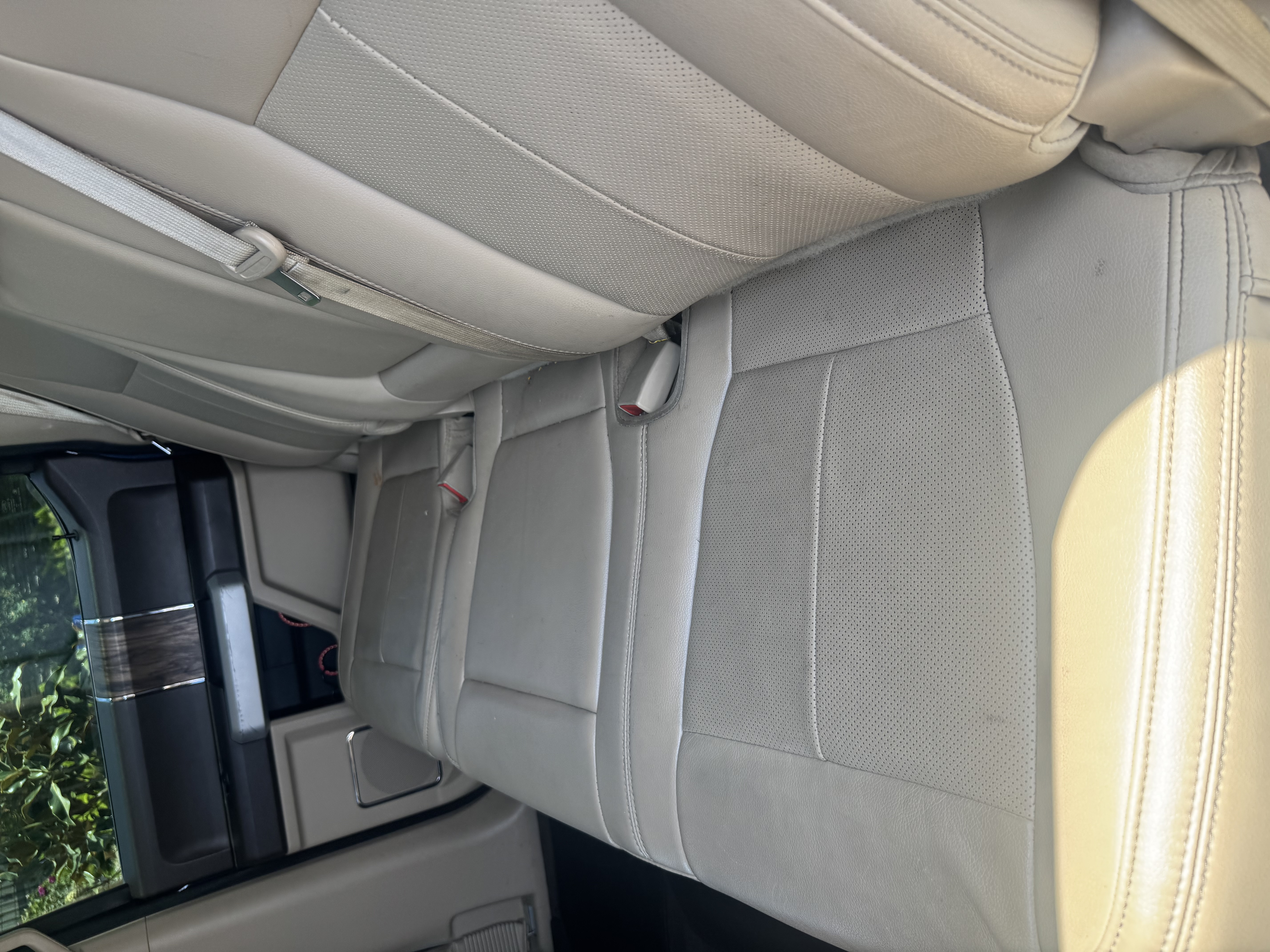 Used 2020 Ford F150 Lariat RWD image 14