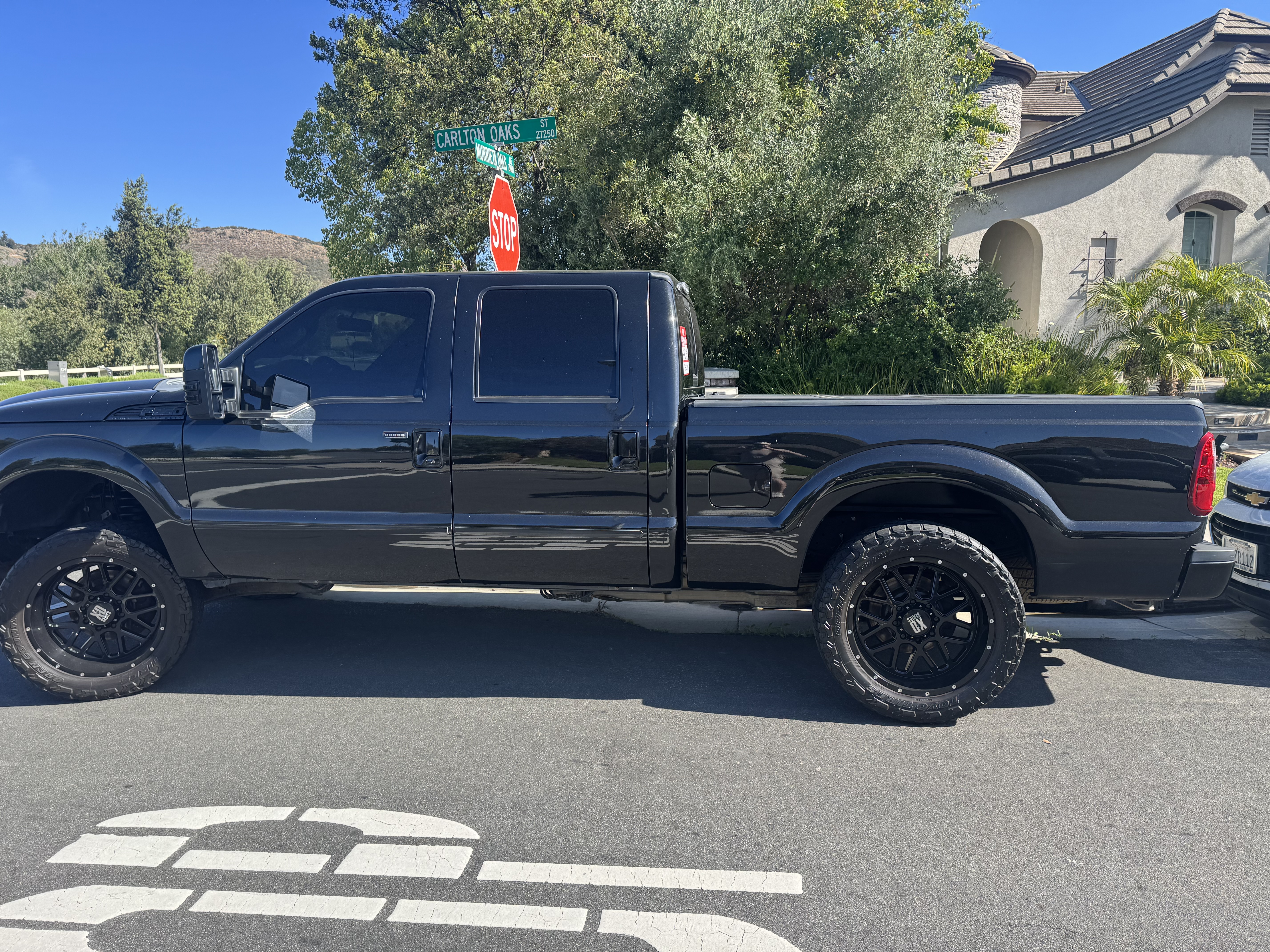 Used 2013 Ford F250 Lariat w/ Chrome Pkg AWD/4WD image 2