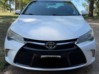 Used 2016 Toyota Camry SE