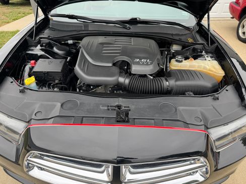 Used 2014 Dodge Charger SXT Plus image 6