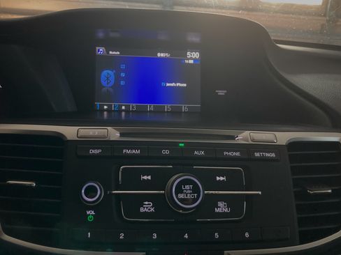 Used 2016 Honda Accord LX image 17