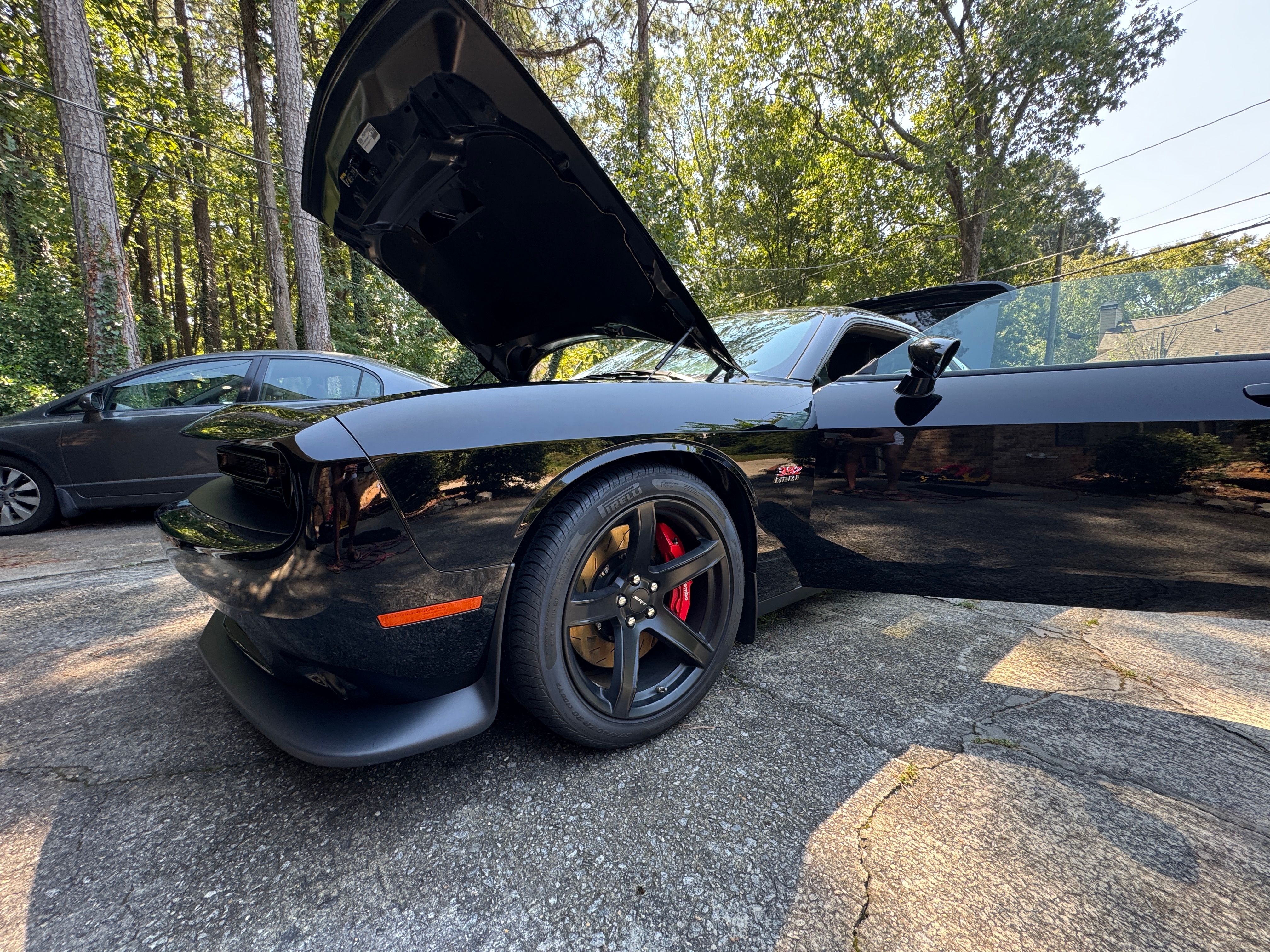 Used 2018 Dodge Challenger SRT RWD image 1