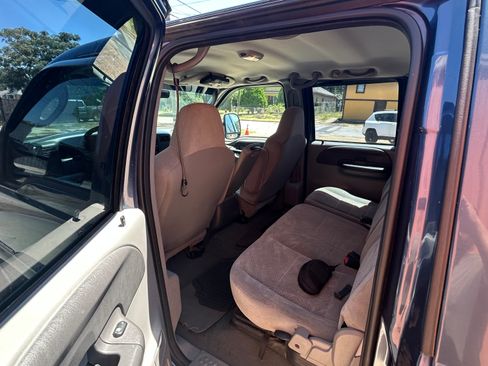 Used 2004 Ford F350 XL AWD/4WD image 10
