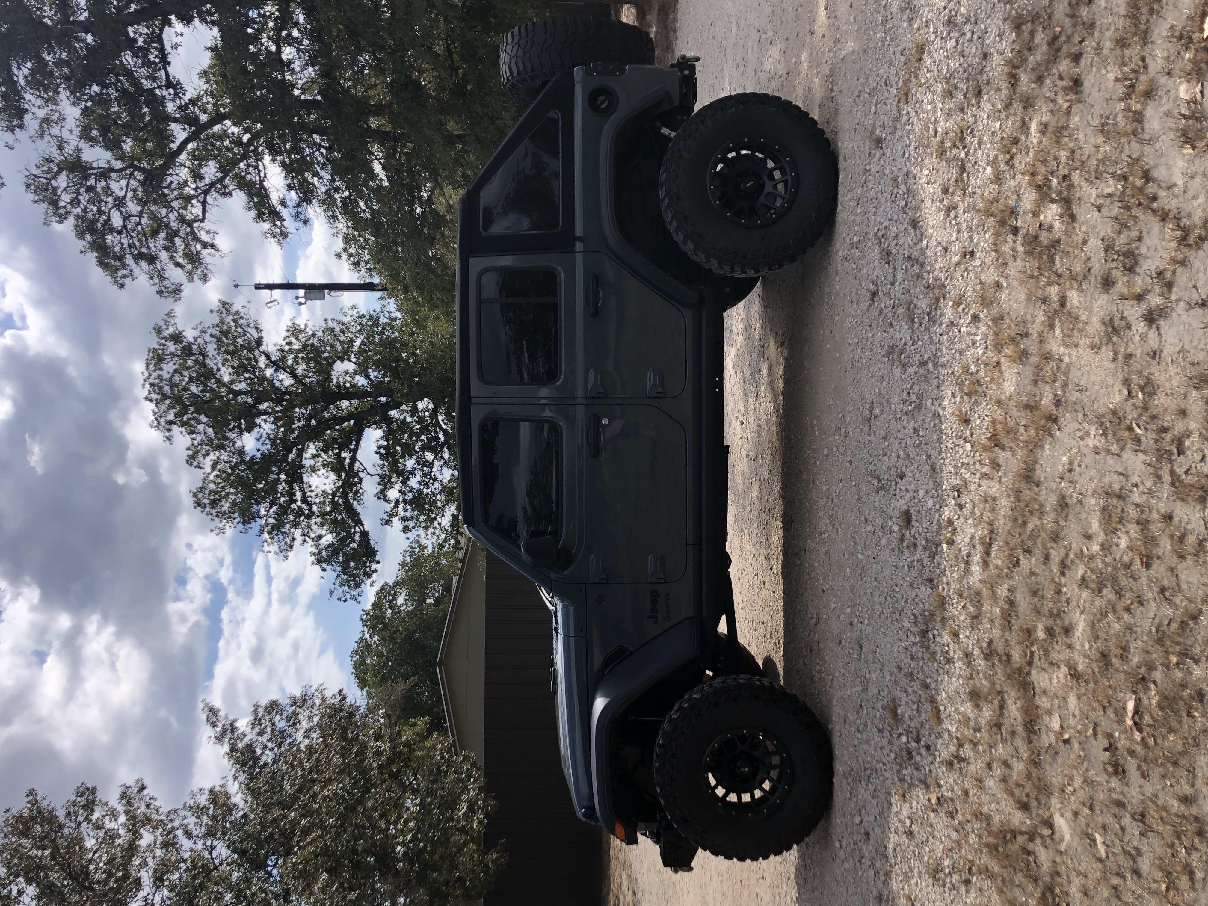 Used 2025 Jeep Wrangler Unlimited Sport AWD/4WD image 6