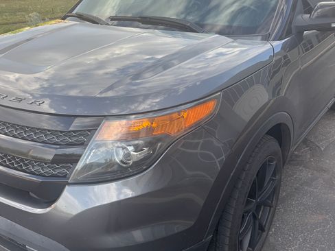 Used 2015 Ford Explorer Sport w/ Equipment Group 401A AWD/4WD image 2