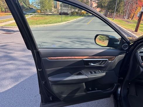 Used 2018 Honda CR-V EX-L image 10