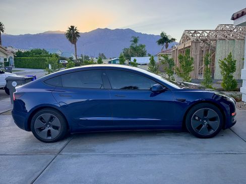 Used 2022 Tesla Model 3 Long Range image 4