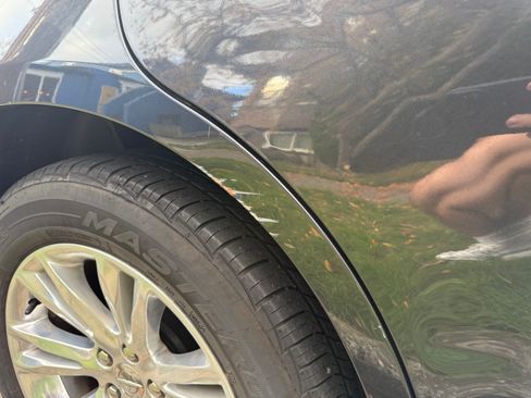 Used 2016 Chrysler 300 C image 20