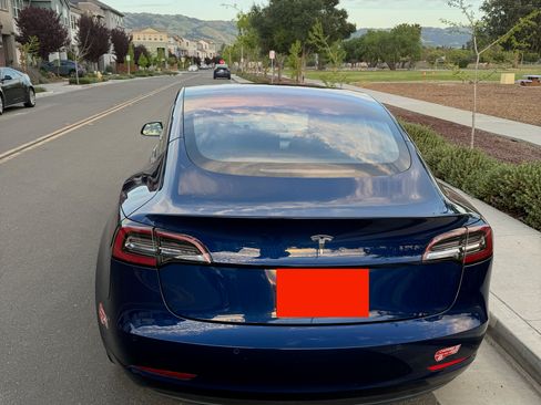 Used 2018 Tesla Model 3 Long Range image 7