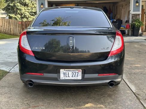 Used 2013 Lincoln MKS AWD image 6