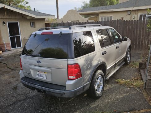Used 2003 Ford Explorer XLT image 24