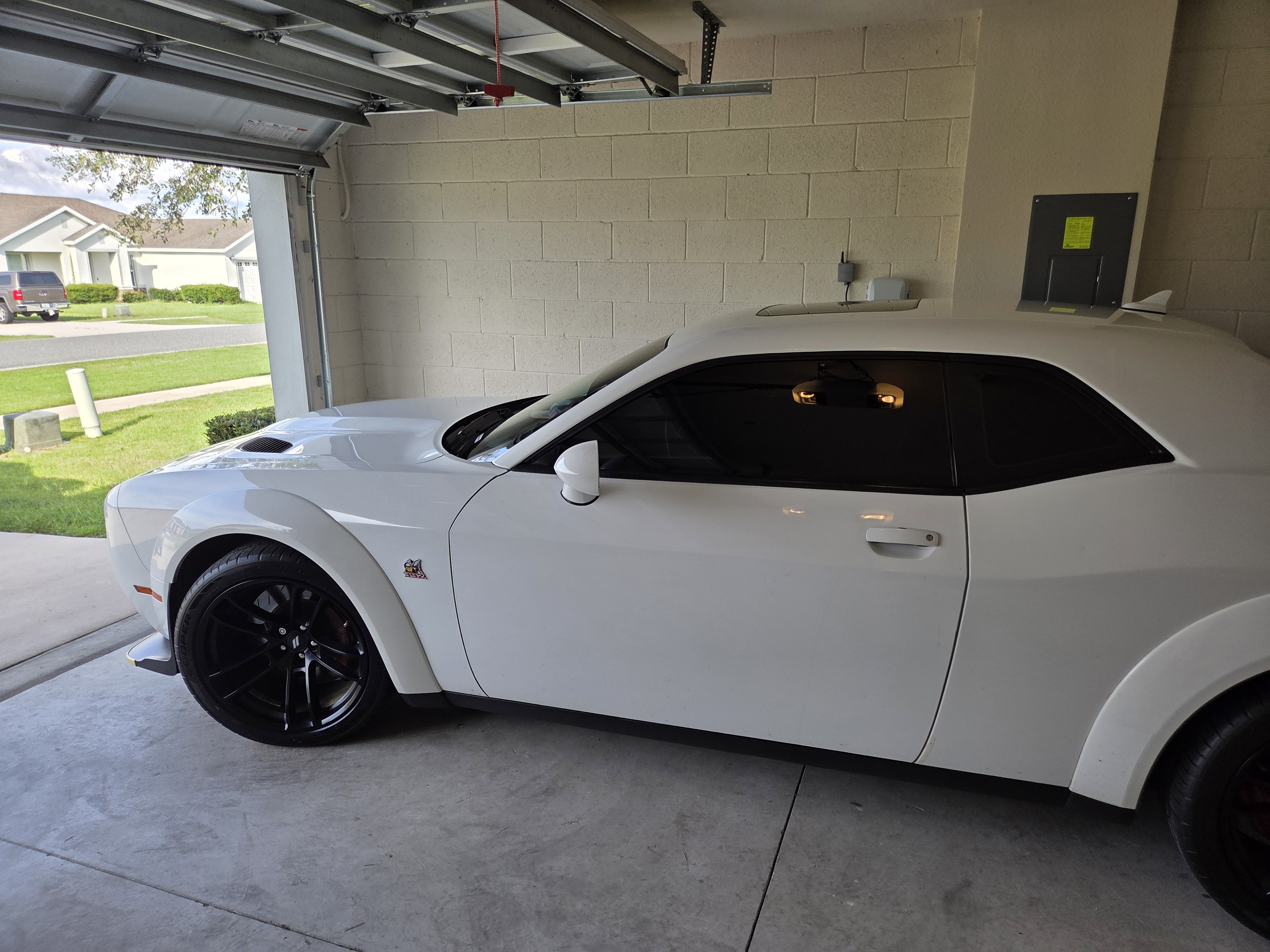 Used 2020 Dodge Challenger R/T Scat Pack RWD image 9