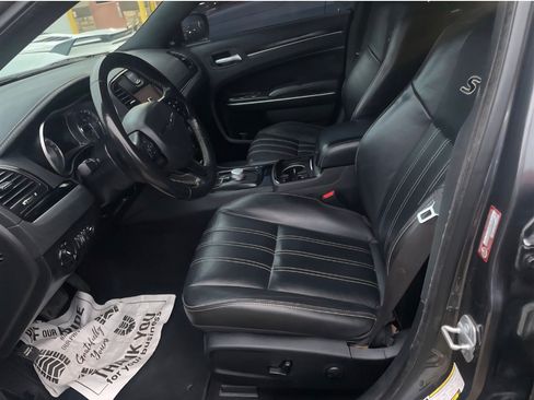 Used 2022 Chrysler 300 S image 8