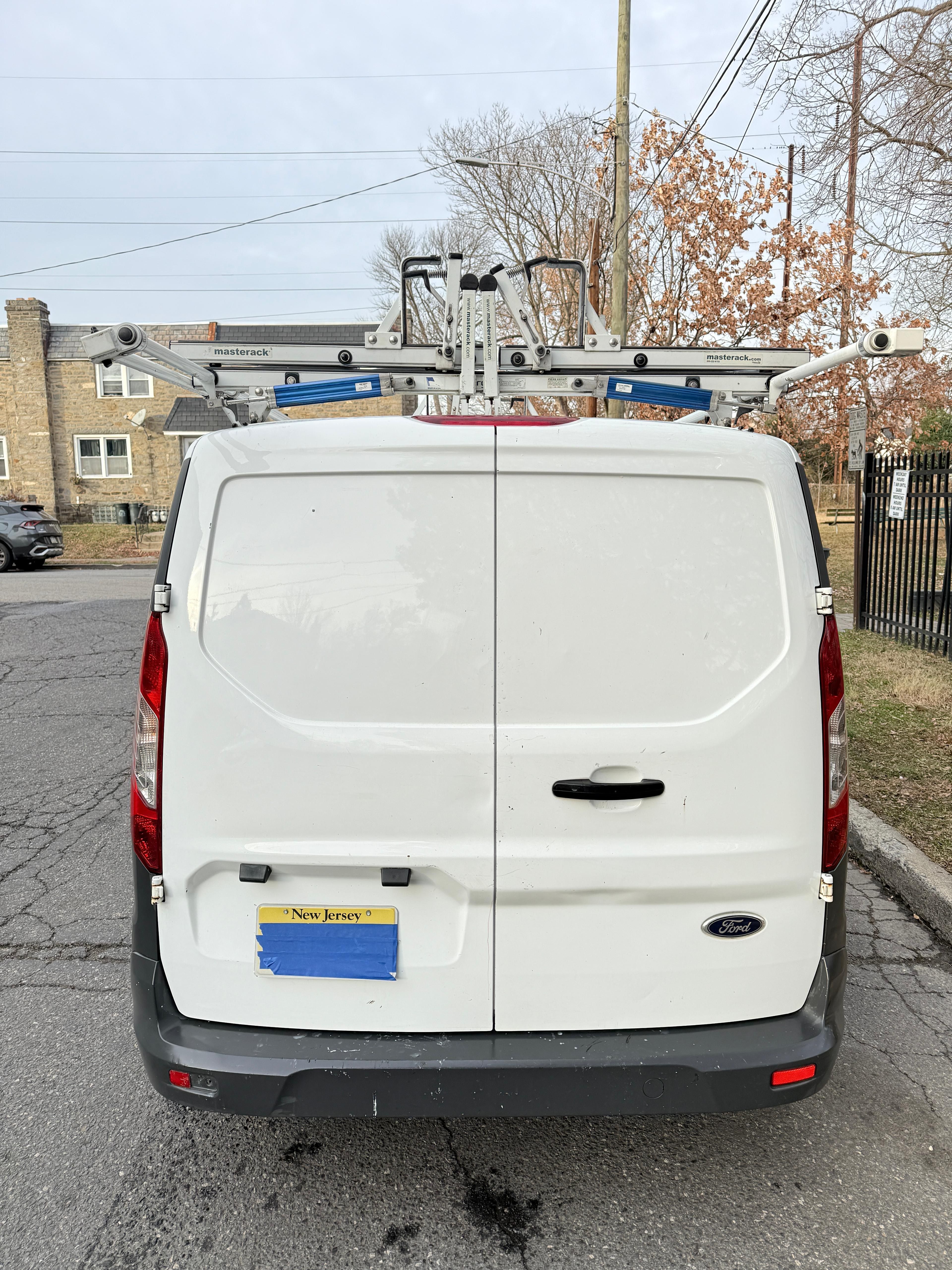 Used 2015 Ford Transit Connect XL FWD image 6