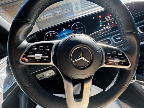 Used 2022 Mercedes-Benz GLS 450 4MATIC image 8