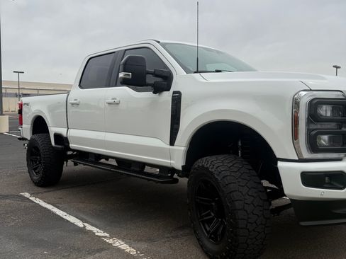 Used 2024 Ford F350 Lariat w/ Lariat Ultimate Package AWD/4WD image 2