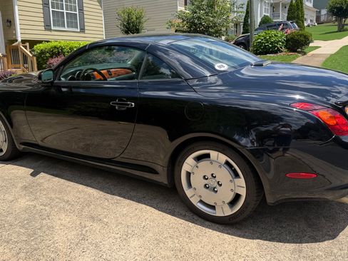 Used 2004 Lexus SC 430 Convertible RWD image 15