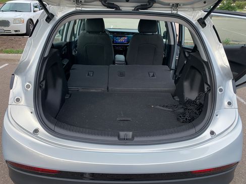 Used 2022 Chevrolet Bolt LT image 25