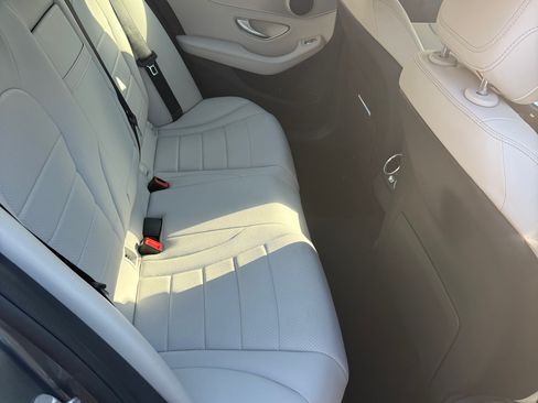 Used 2018 Mercedes-Benz C 300 C 300 Sedan 4D image 9