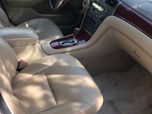 Used 2003 Lexus ES 330 300 Sedan 4D image 6