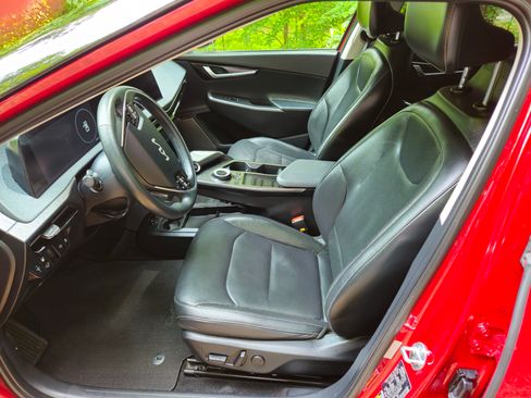 Used 2022 Kia EV6 Wind AWD/4WD image 10