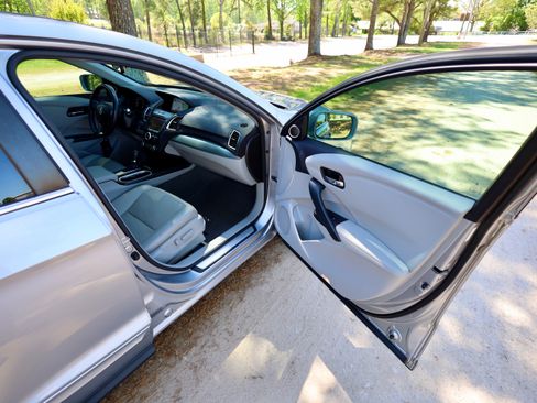 Used 2017 Acura RDX AWD w/ Advance Package image 14