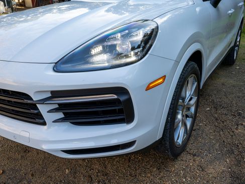 Used 2019 Porsche Cayenne S image 24