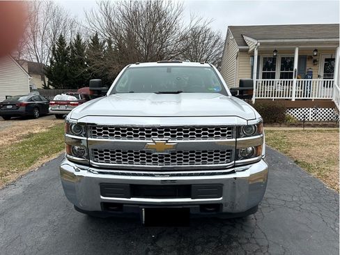 Used 2019 Chevrolet Silverado 2500 W/T w/ WT Convenience Package RWD image 4