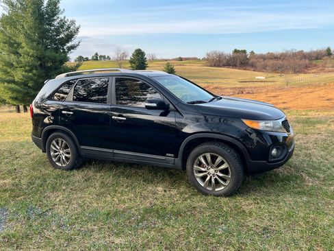 Used 2011 Kia Sorento EX w/ Premium Pkg AWD/4WD image 9