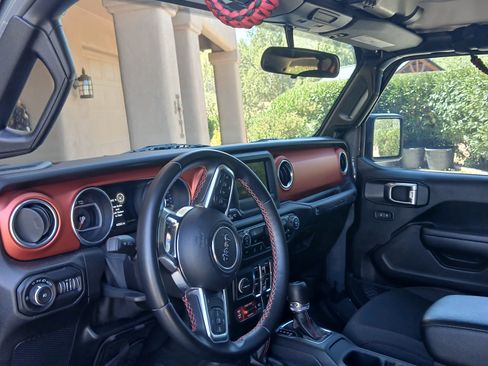 Used 2020 Jeep Wrangler Unlimited Rubicon image 5