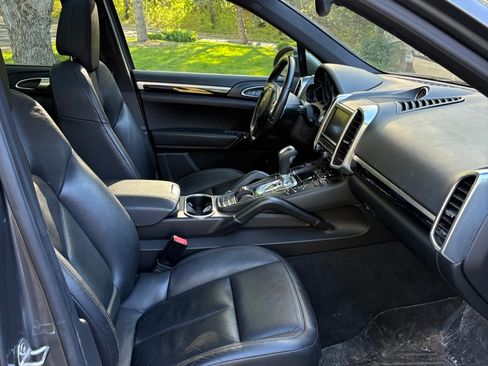 Used 2013 Porsche Cayenne Diesel AWD/4WD image 15