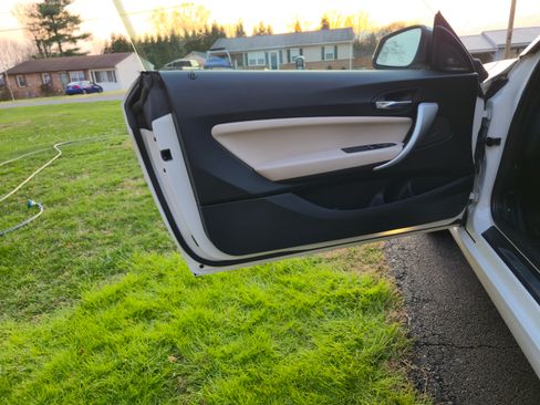 Used 2017 BMW 230i Coupe image 19