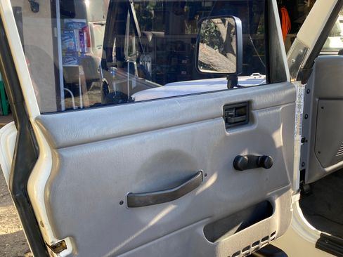 Used 1998 Jeep Wrangler Sport image 12