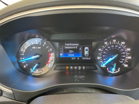 Used 2015 Ford Fusion SE w/ Equipment Group 201A image 11