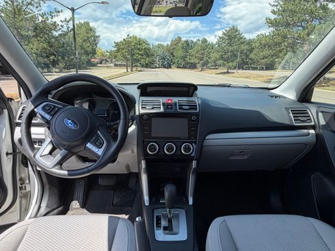 Used 2017 Subaru Forester 2.5i Premium AWD/4WD image 14