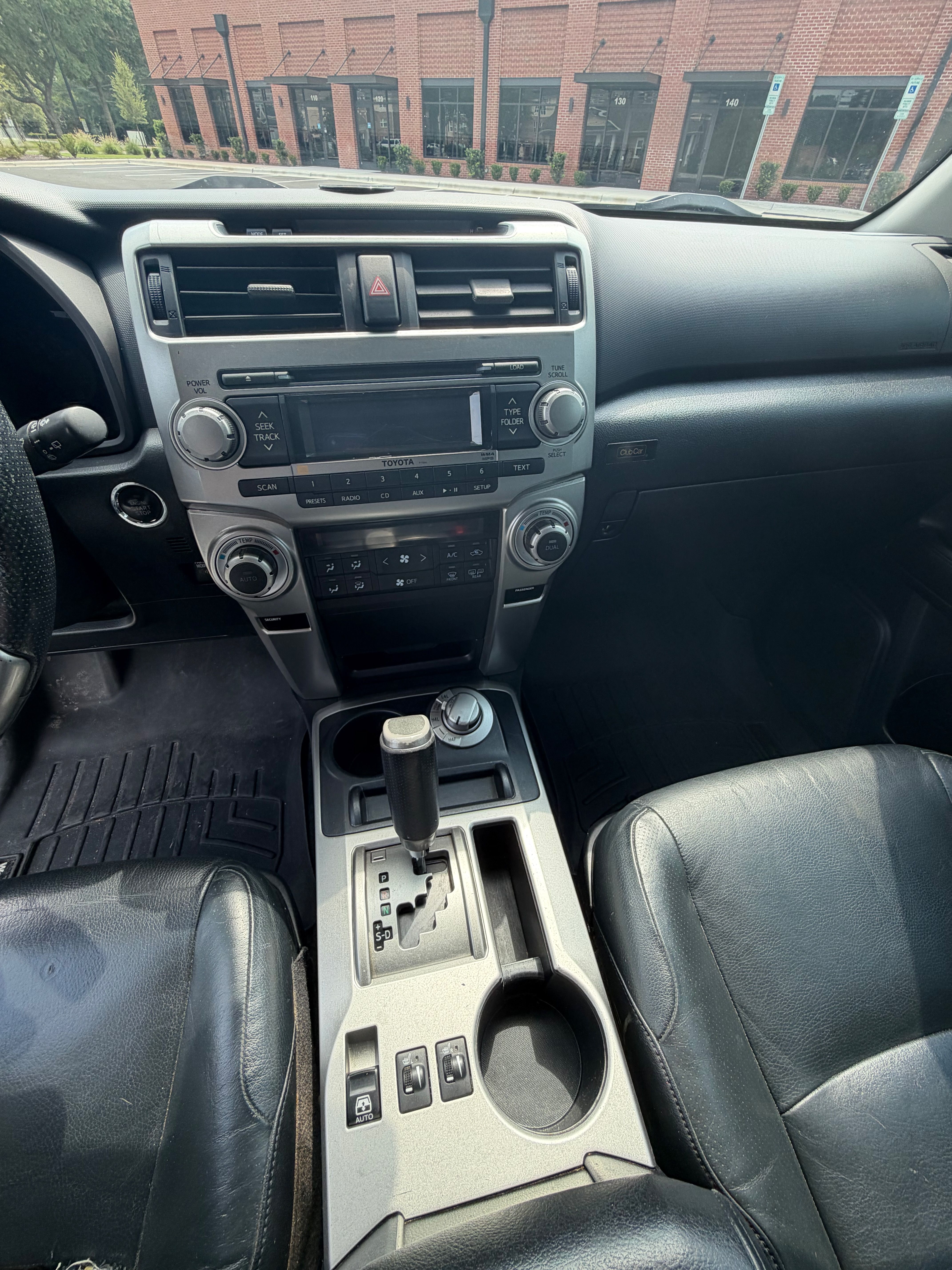 Used 2011 Toyota 4Runner Limited AWD/4WD image 16