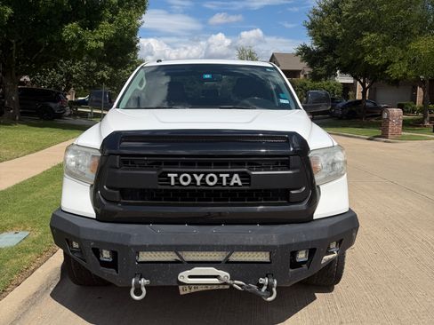 Used 2016 Toyota Tundra 1794 Edition AWD/4WD image 2
