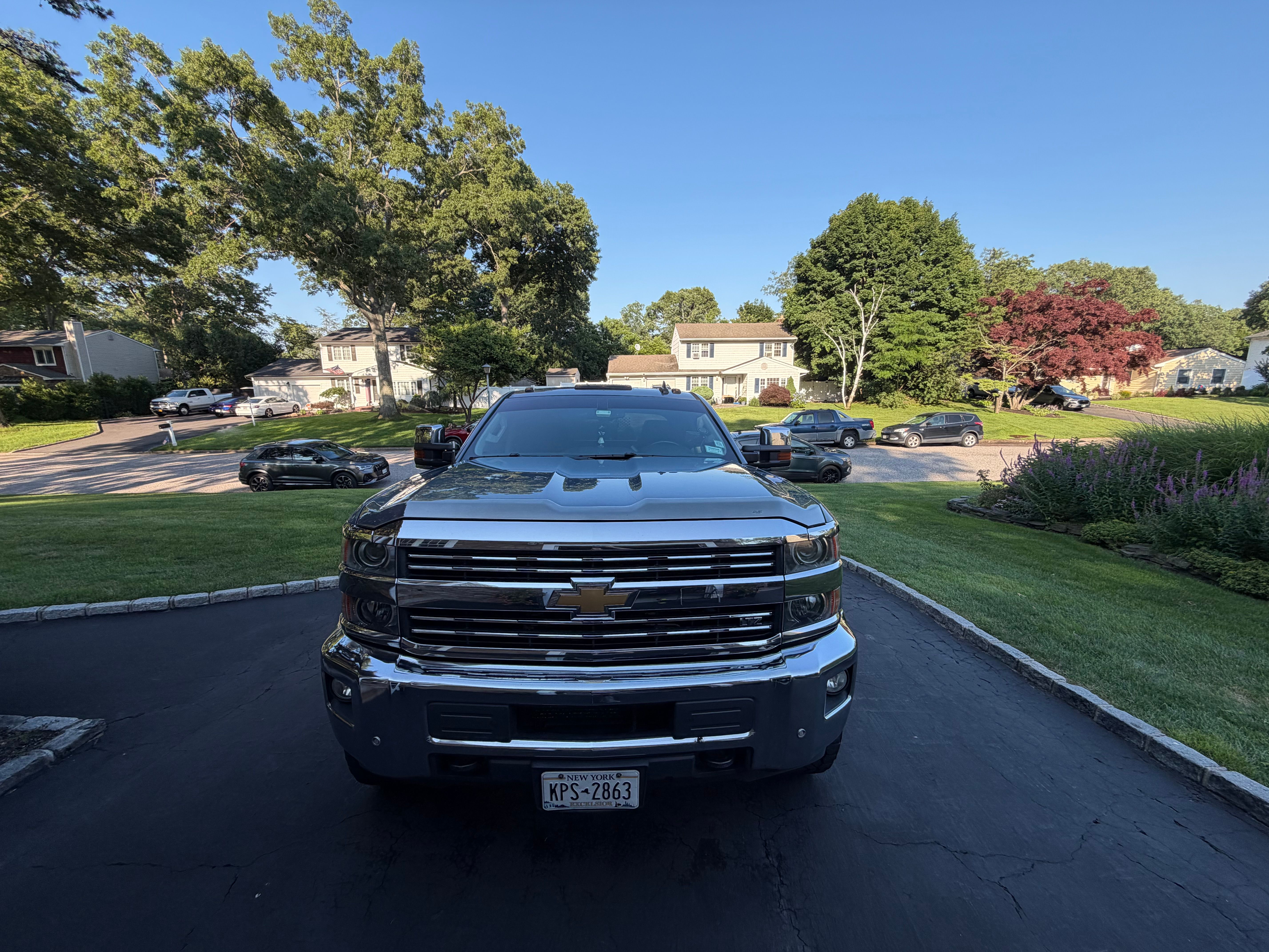 Used 2015 Chevrolet Silverado 2500 LTZ w/ Duramax Plus Package AWD/4WD image 4